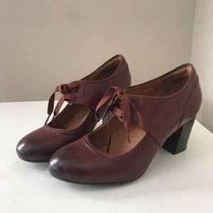 Indigo by Clarks Leather Heels